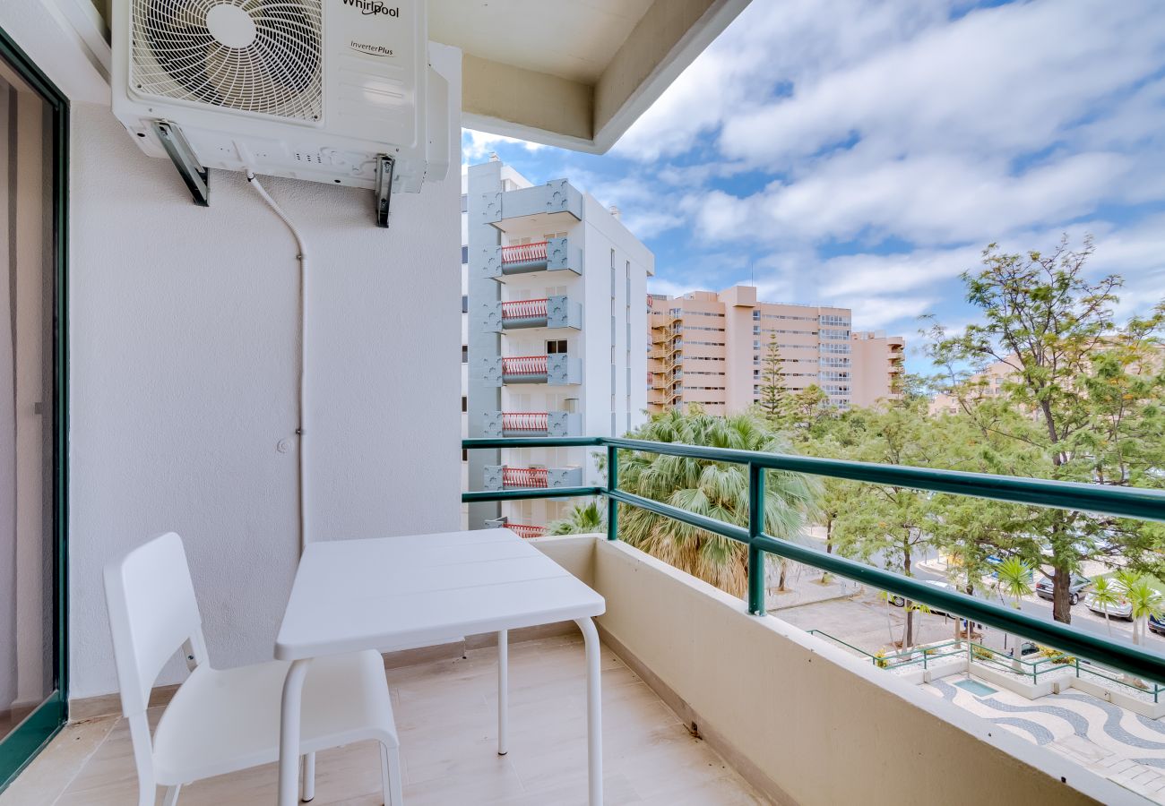 Apartamento en Vilamoura - Apartamento con piscina a 650 m de la playa