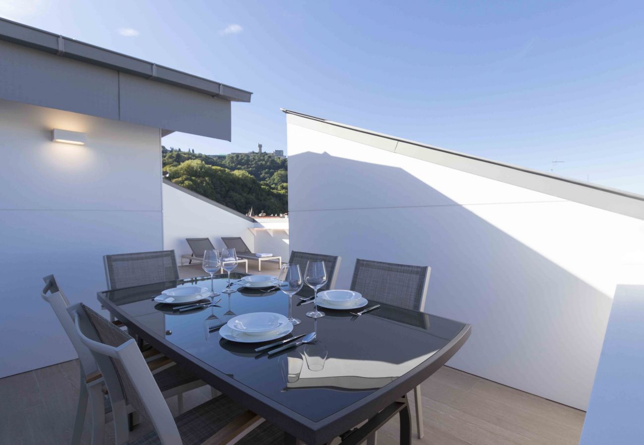 Apartamento en San Sebastián - Apartamento con aire acondicionado a 300 m de la playa