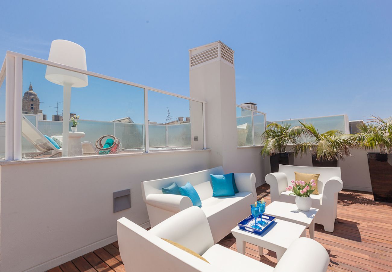 Apartamento en Málaga - iloftmalaga Premium Calle Nueva 5D, Jacuzzi y terraza privada