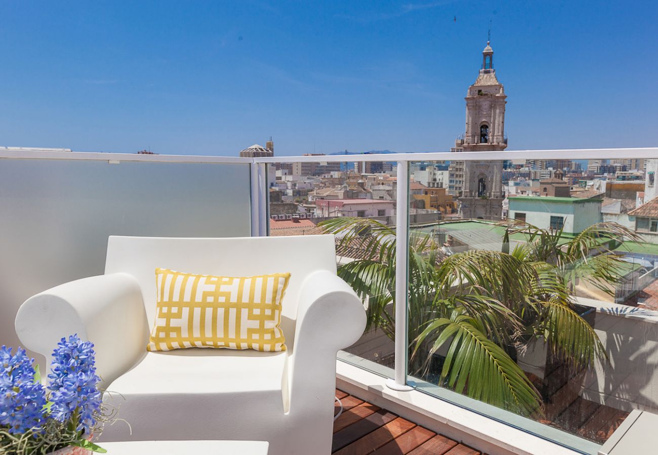 Apartamento en Málaga - iloftmalaga Premium Calle Nueva 5D, Jacuzzi y terraza privada