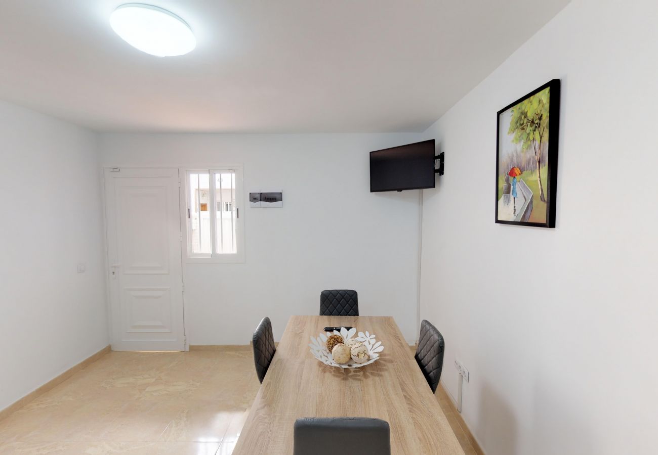 Apartamento en San Bartolomé de Tirajana - San Fernando Maspalomas Alberto Fernandez Galar 44
