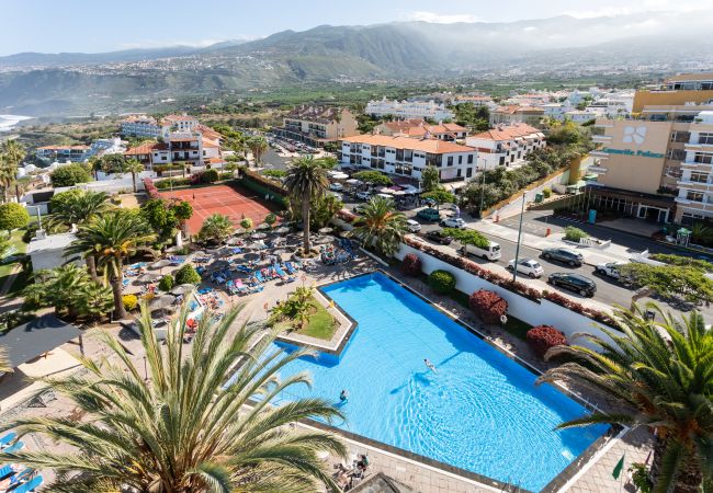 Estudio en Puerto de la Cruz - Deluxe estudio piscina terraza y aire  by Lightbooking