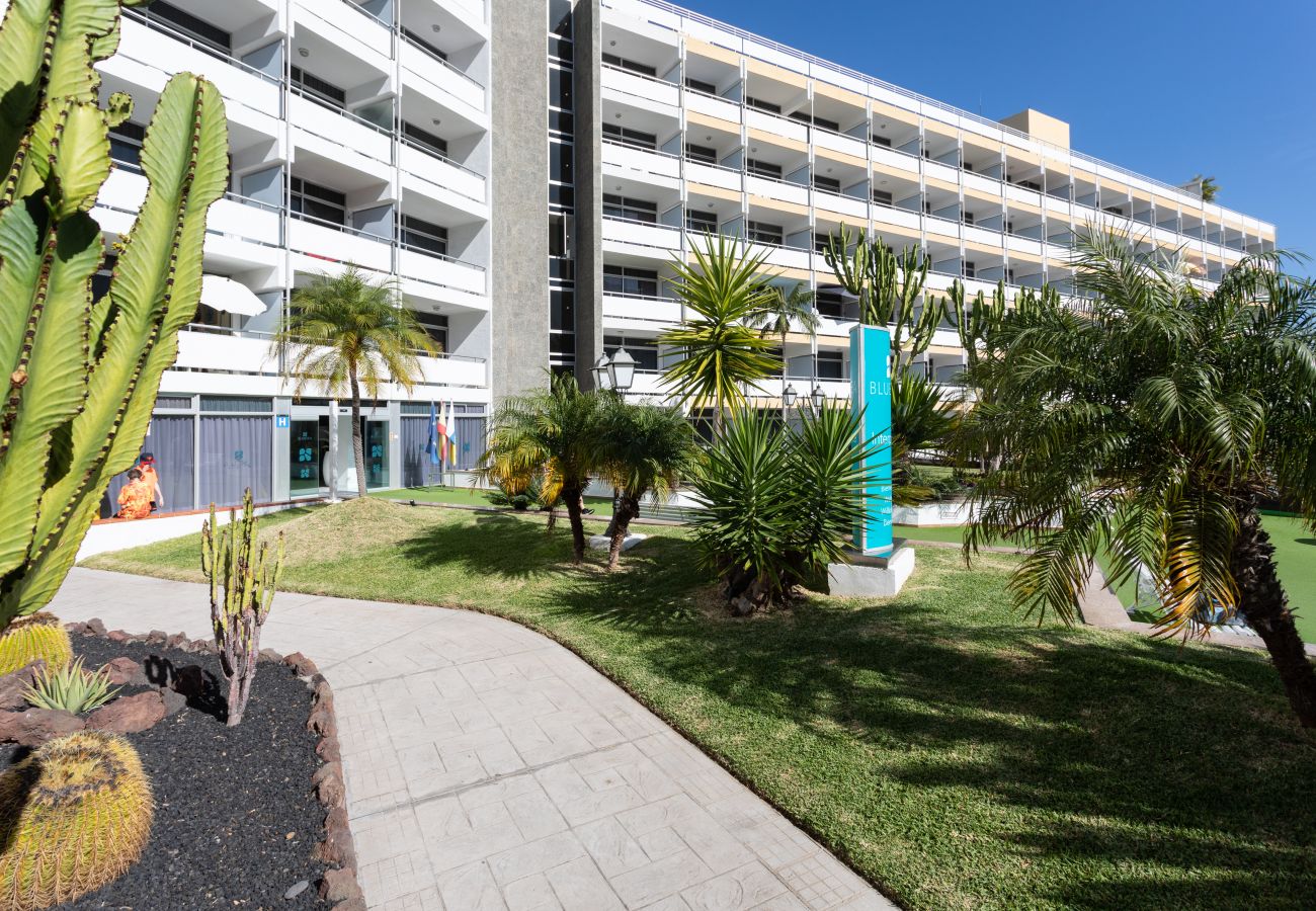 Estudio en Puerto de la Cruz - Deluxe estudio piscina terraza y aire  by Lightbooking