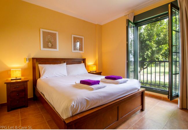 Apartamento en Isla Canela - SLE001 3 Bedroom Golf Apartment Apartamento en Isla Canela - SLE001 3 Bedroom Golf Apartment