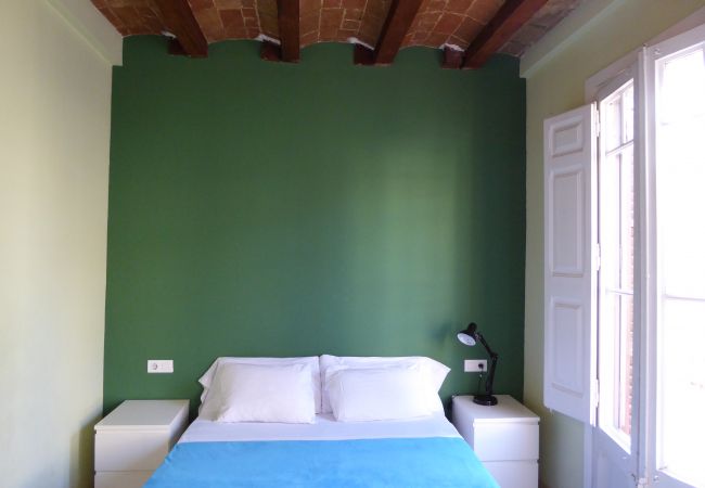 Apartamento en Barcelona - GRACIA boho chic, balcony, trees Apartamento en Barcelona - GRACIA boho chic, balcony, trees