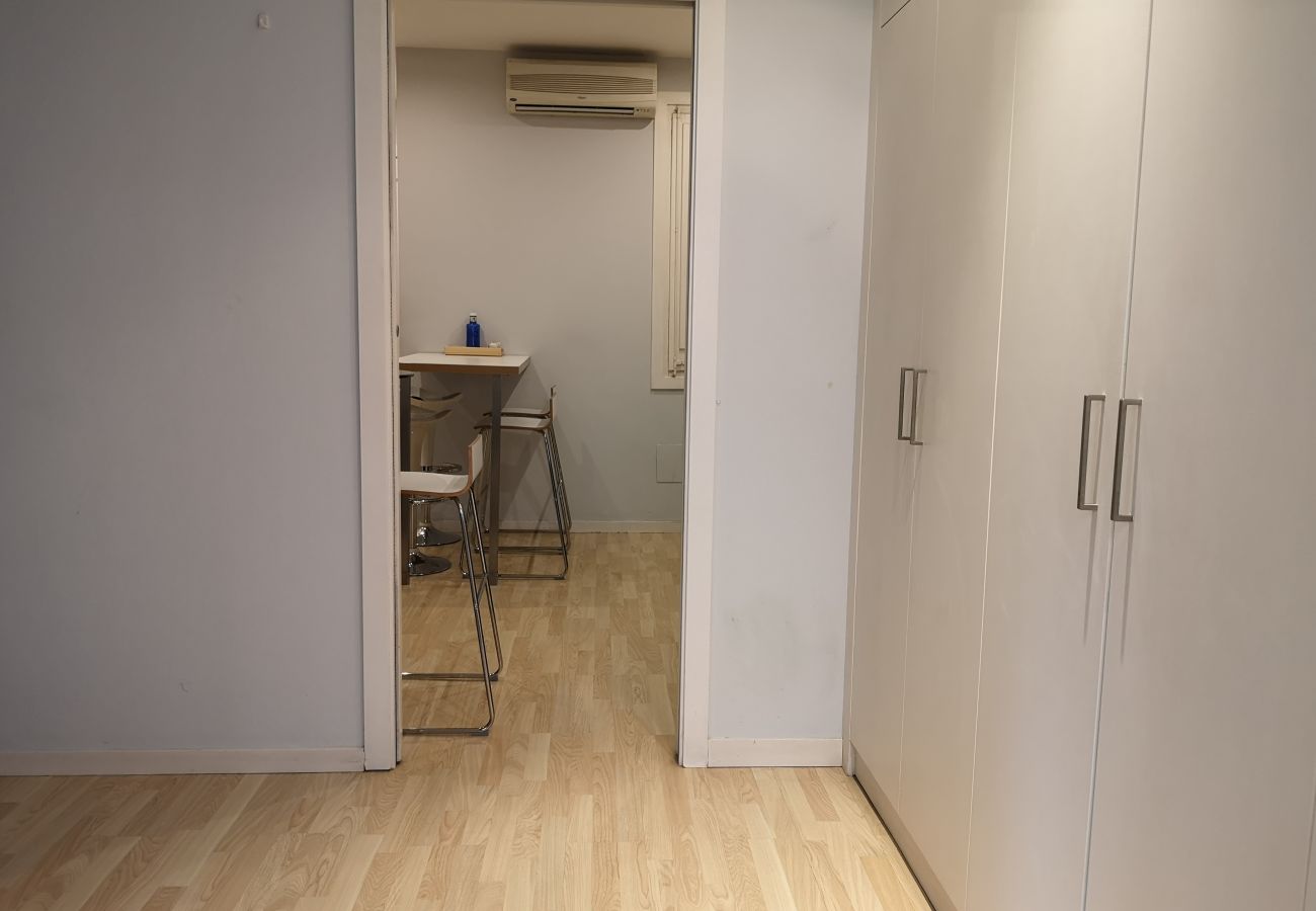 Apartamento en Barcelona - Piso renovado con encanto en alquiler vacacional en Barcelona centro, Gracia