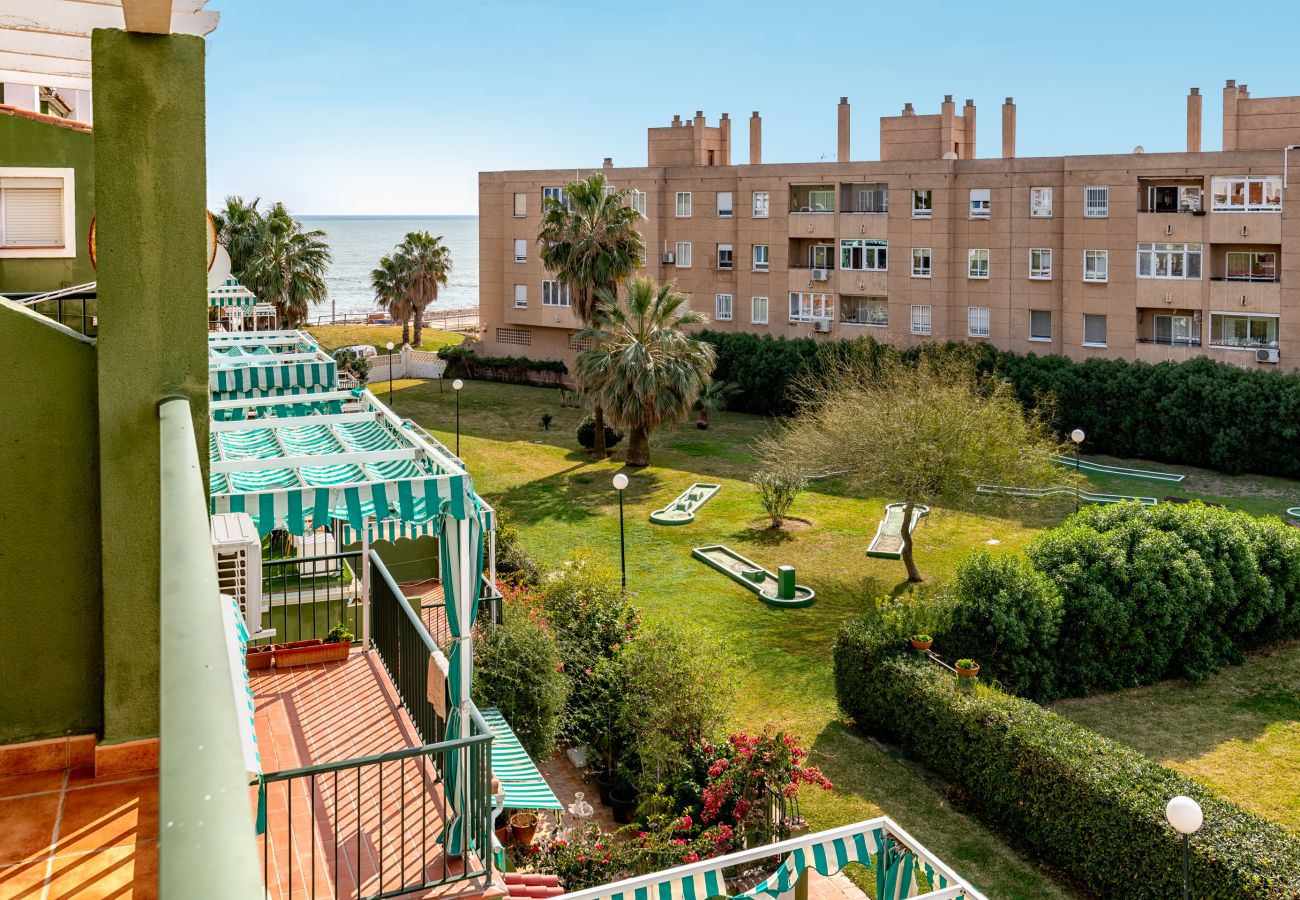 Apartamento en Málaga - iloftmalaga Duplex Guadalmar con terraza en primera linea de playa