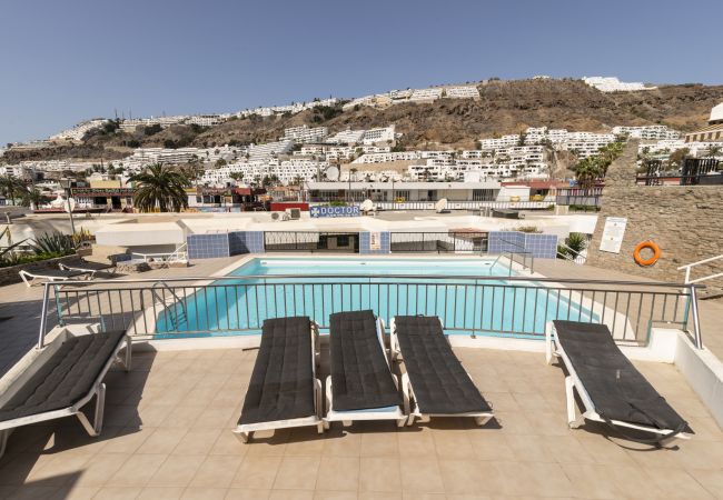 Apartamento en Mogán - Puerto Rico con terraza y piscina by Lightbooking