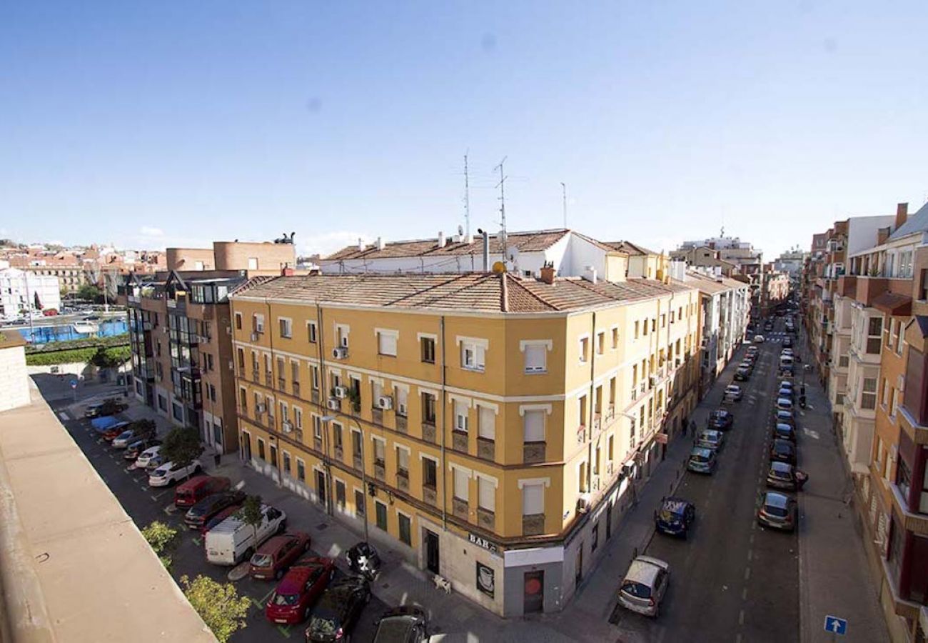 Apartamento en Madrid - ATOCHA-M30- HOSPITAL GREGORIO MARAÑON. ATICO DUPLEX 7 PAX