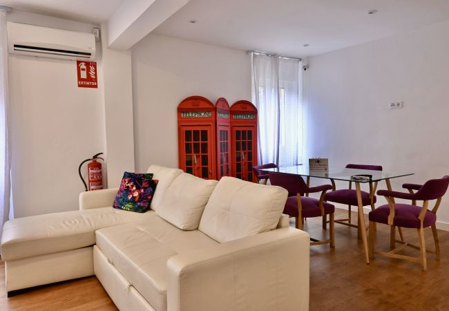 Apartamento en Madrid - MADRID RIO - PALACIO REAL- HOSPITAL 12 OCTUBRE -3 ROOMS - 2 BATHROOMS