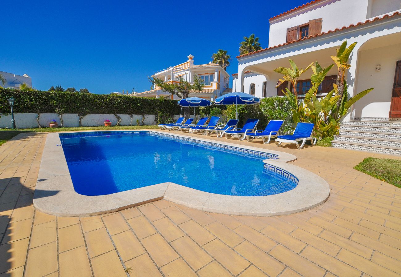 Villa en Albufeira - Villa con piscina a 900 m de la playa