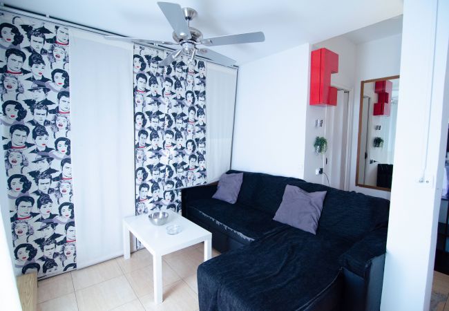 Apartamento en Madrid - Ático - Terraza 15m2 - CHUECA- 4 PAX