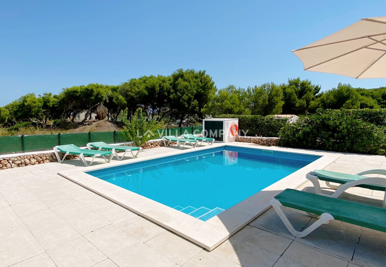 Villa en Arenal d'en Castell - Villa con piscina a 250 m de la playa