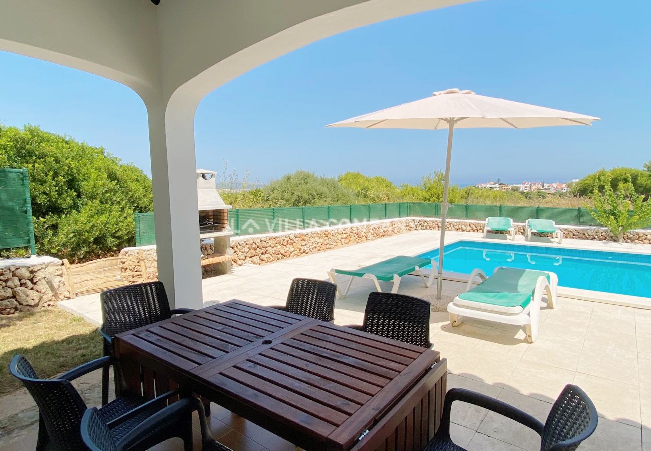 Villa en Arenal d'en Castell - Villa con piscina a 250 m de la playa