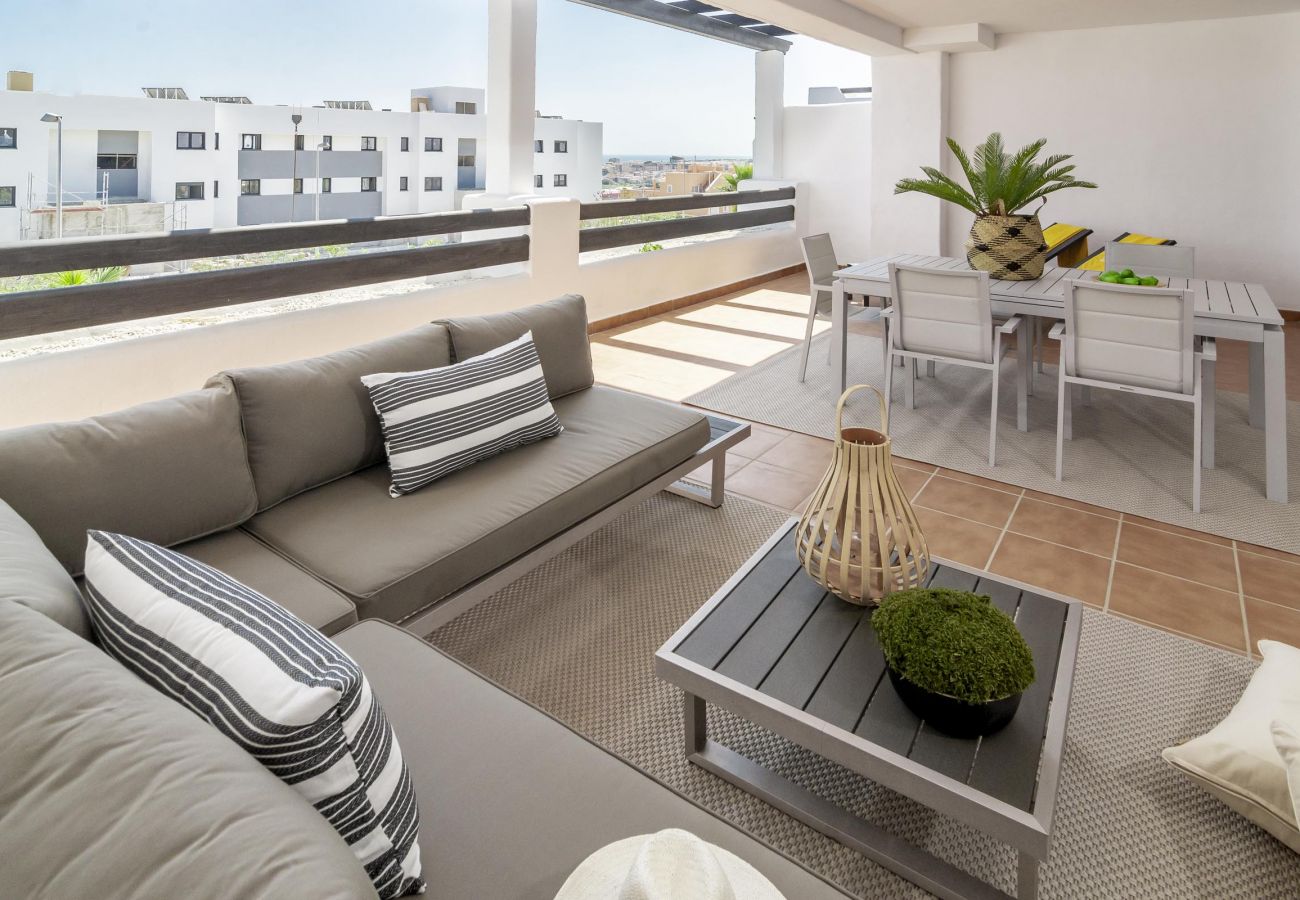 Apartamento en Estepona - Apartamento con piscina a 750 m de la playa