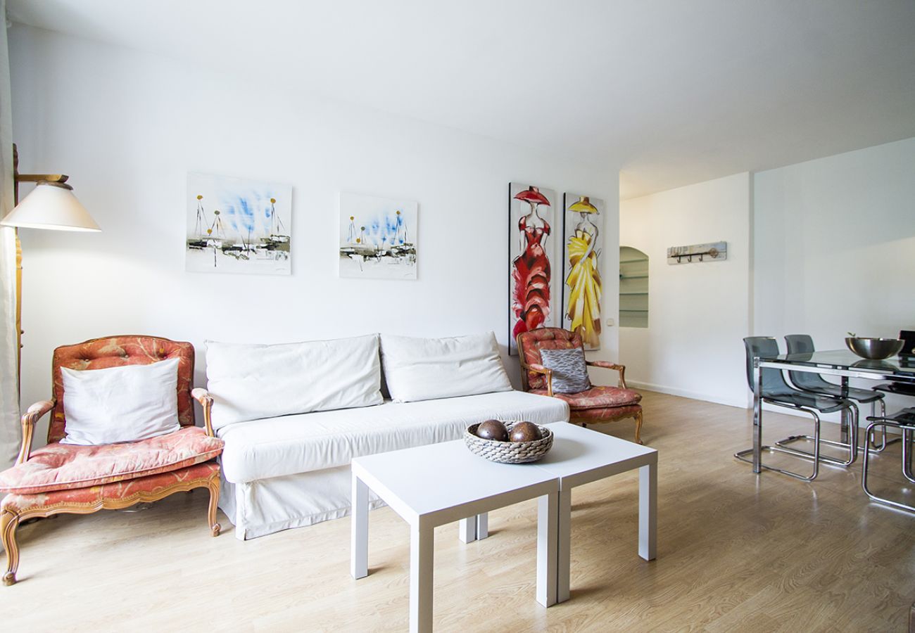 Apartamento en Madrid - APT (MPI27) BERNABÉU PARKING