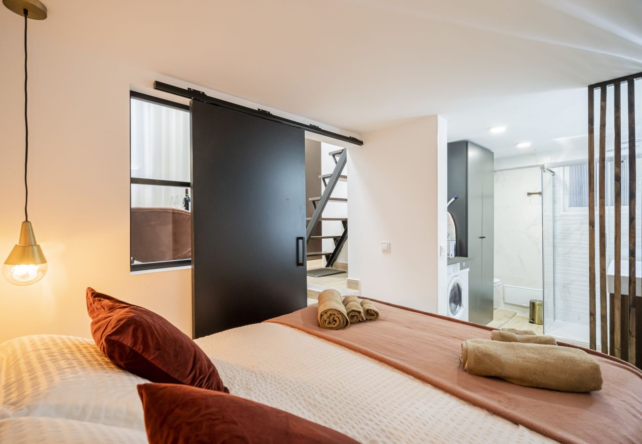 Apartamento en Madrid - Nuevo Dúplex -  Centro Chamberí - 2 dorm - 2 baños. 