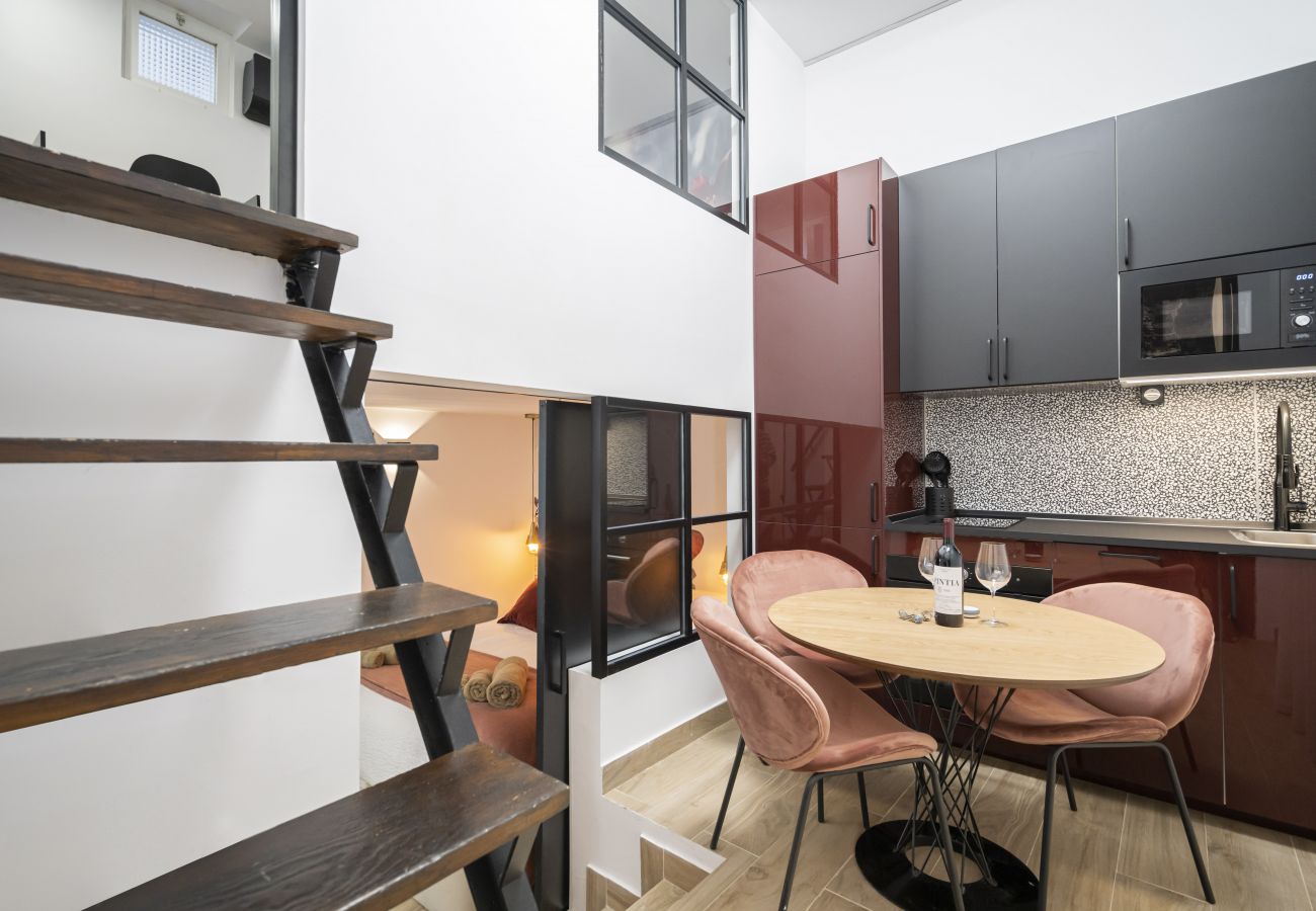 Apartamento en Madrid - Nuevo Dúplex -  Centro Chamberí - 2 dorm - 2 baños. 