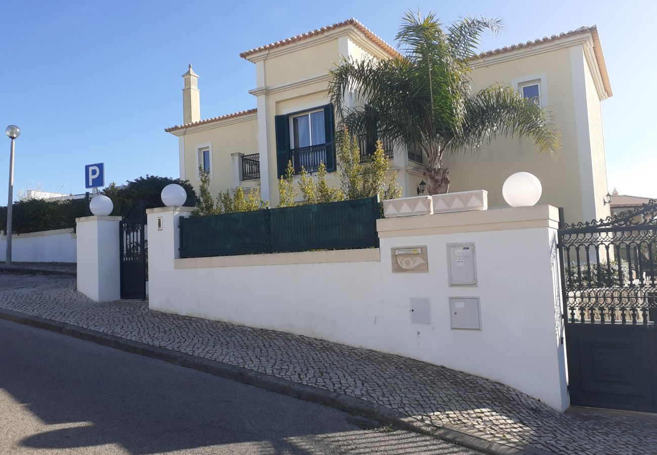 Villa en Albufeira - Villa para 10 personas a 2 km de la playa