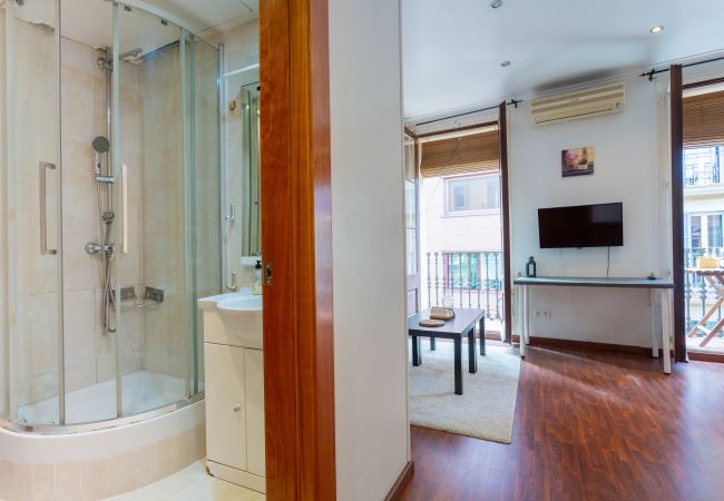 Apartamento en Barcelona - TURO PARK, lovely apartment with balcony Apartamento en Barcelona - TURO PARK, lovely apartment with balcony