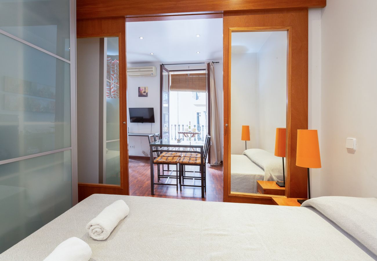 Apartamento en Barcelona - TURO PARK, precioso apartamento con balcón