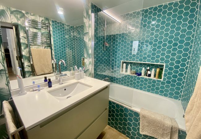 Apartamento en Madrid - M (CAR190) Apartamento Almagro-Bilbao Apartamento en Madrid - M (CAR190) Apartamento Almagro-Bilbao