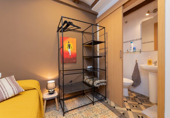 Apartamento en Barcelona - PRIVATE TERRACE, 4 bedrooms, 2 bathrooms Apartamento en Barcelona - PRIVATE TERRACE, 4 bedrooms, 2 bathrooms