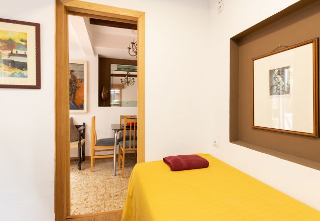 Apartamento en Barcelona - PRIVATE TERRACE, 4 bedrooms, 2 bathrooms Apartamento en Barcelona - PRIVATE TERRACE, 4 bedrooms, 2 bathrooms