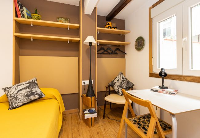 Apartamento en Barcelona - PRIVATE TERRACE, 4 bedrooms, 2 bathrooms Apartamento en Barcelona - PRIVATE TERRACE, 4 bedrooms, 2 bathrooms