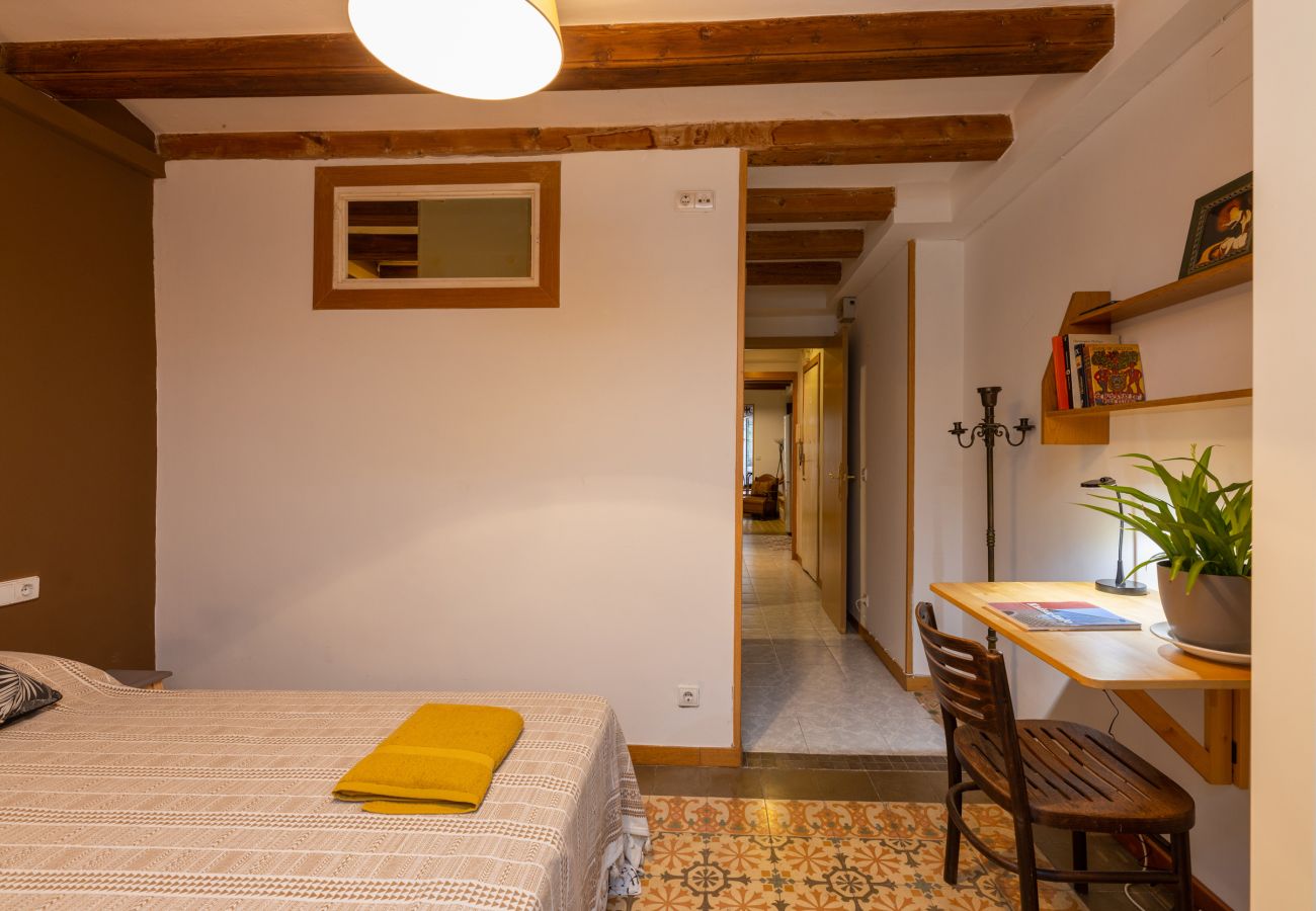 Apartamento en Barcelona - TERRAZA PRIVADA, 4 dormiorios, 2 baños