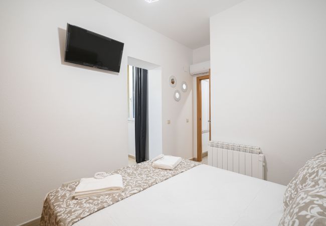 Apartamento en Madrid - Hermoso apartamento  Plaza Zerolo INF2E