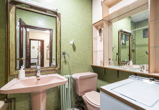 Apartamento en Madrid - M (MDM32) Apartamento Centro Negocios Castellana Apartamento en Madrid - M (MDM32) Apartamento Centro Negocios Castellana