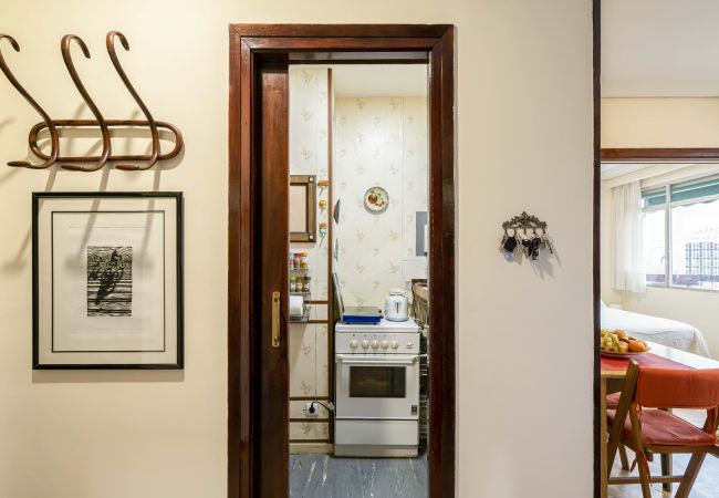 Apartamento en Madrid - M (MDM32) Apartamento Centro Negocios Castellana Apartamento en Madrid - M (MDM32) Apartamento Centro Negocios Castellana