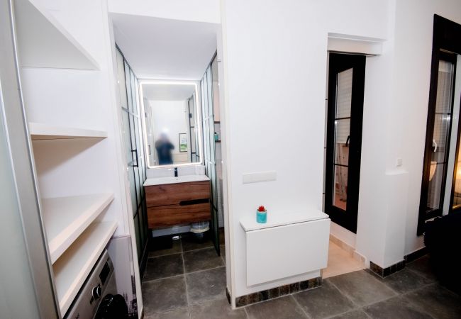Apartamento en Madrid - M (MIN24) Apartamento con Encanto en Malasaña Apartamento en Madrid - M (MIN24) Apartamento con Encanto en Malasaña