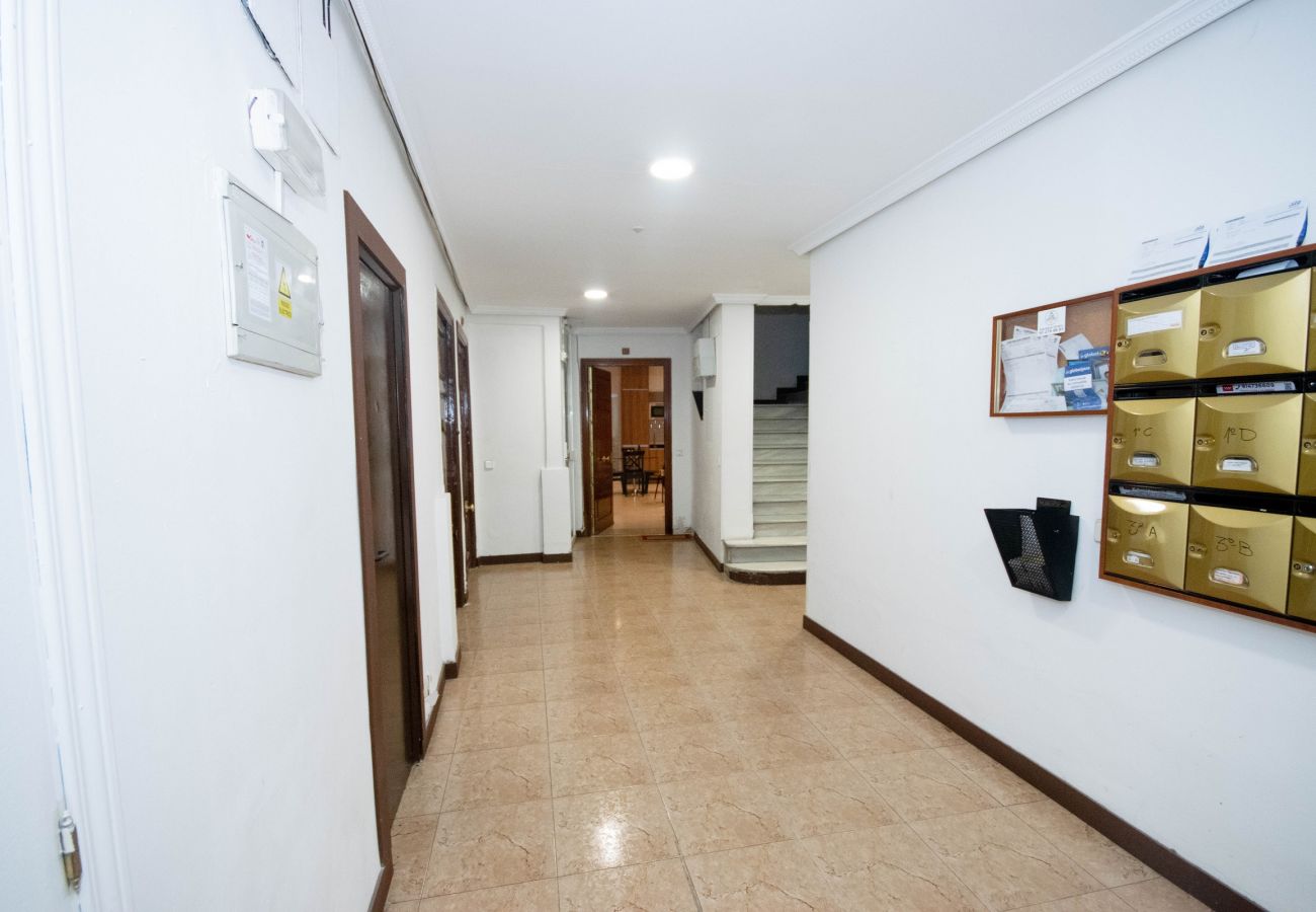 Apartamento en Madrid - Apartamento con Encanto en Malasaña MIN24