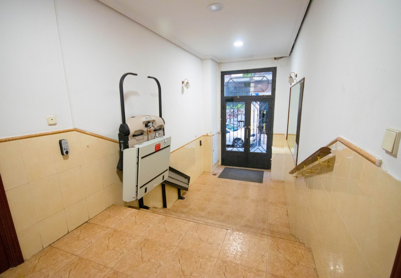 Apartamento en Madrid - Apartamento con Encanto en Malasaña MIN24