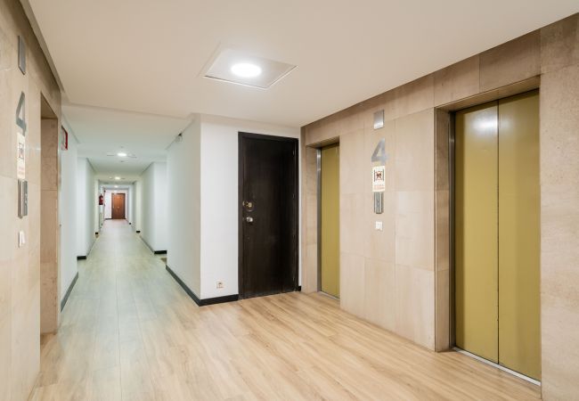 Apartamento en Madrid - Apartamento Chamartín Garaje&Piscina&Gimnasio PXII92