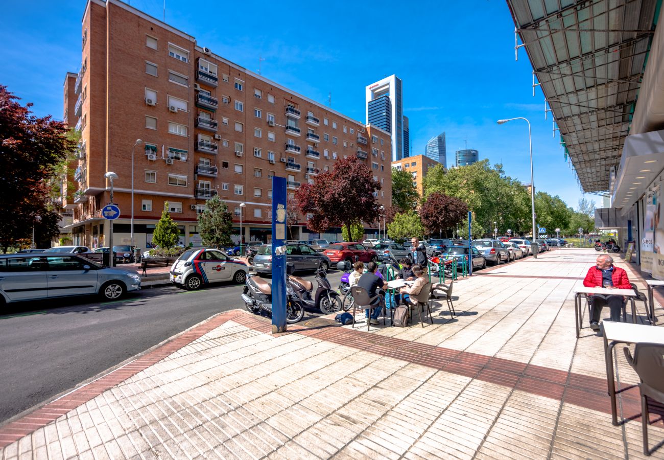 Apartamento en Madrid - Contemporáneo y Colonial Ap. Madrid MLG16