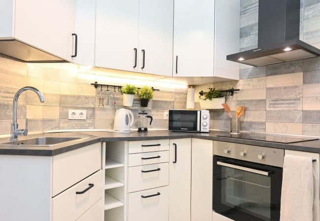 Apartamento en Madrid - M (MEN30) Moderno y elegante ap. Barrio Ibiza Apartamento en Madrid - M (MEN30) Moderno y elegante ap. Barrio Ibiza