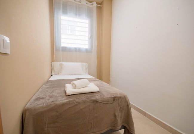 Apartamento en Madrid - Bonito Apartamento cerca Santiago Bernabéu MJU14B