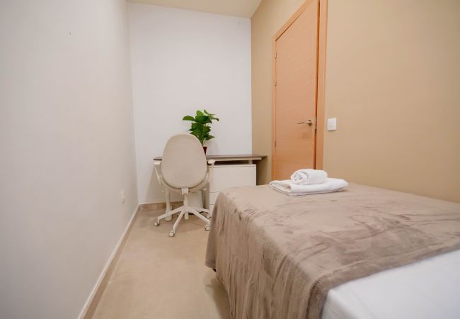 Apartamento en Madrid - Bonito Apartamento cerca Santiago Bernabéu MJU14B