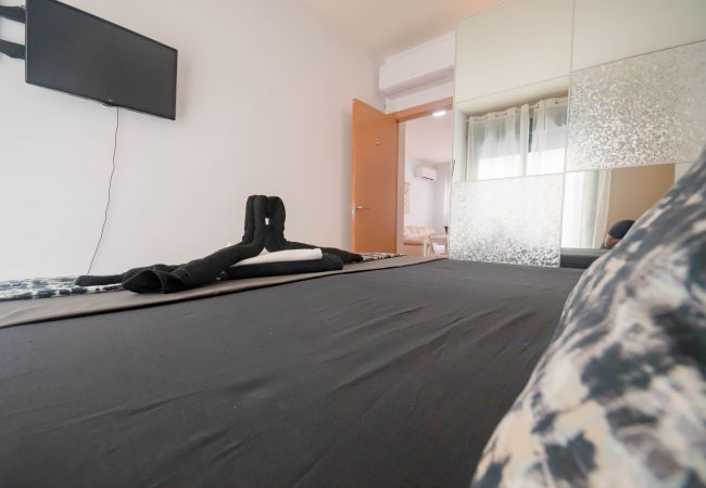 Apartamento en Madrid - Bonito Apartamento cerca Santiago Bernabéu MJU14B