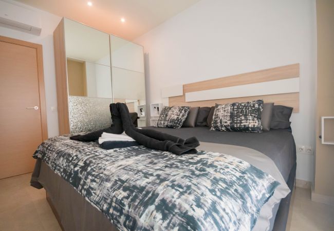 Apartamento en Madrid - Bonito Apartamento cerca Santiago Bernabéu MJU14B