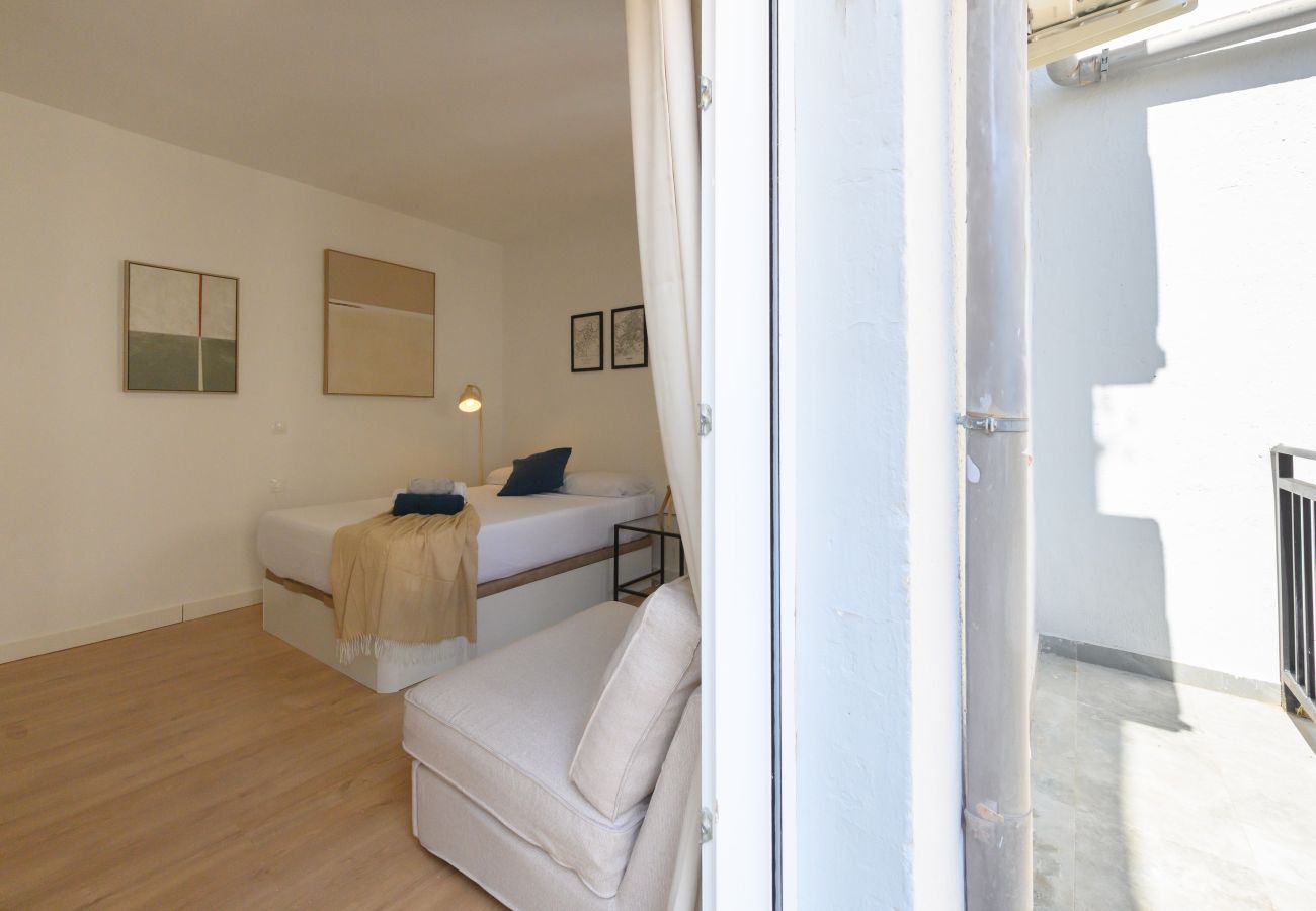Estudio en Madrid - M (MLU1º2) TETUAN "MALASAÑA"