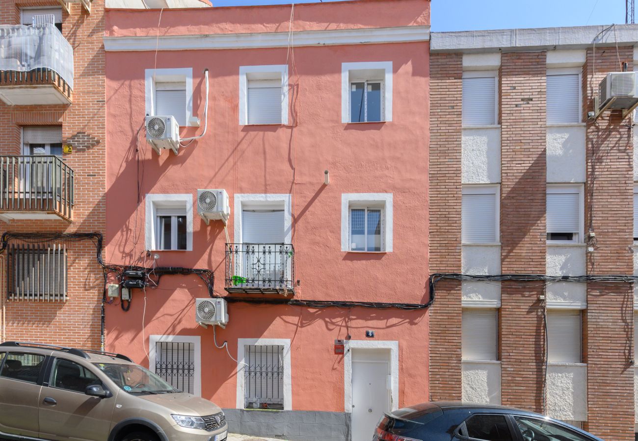 Estudio en Madrid - M (MLU1º2) TETUAN "MALASAÑA"