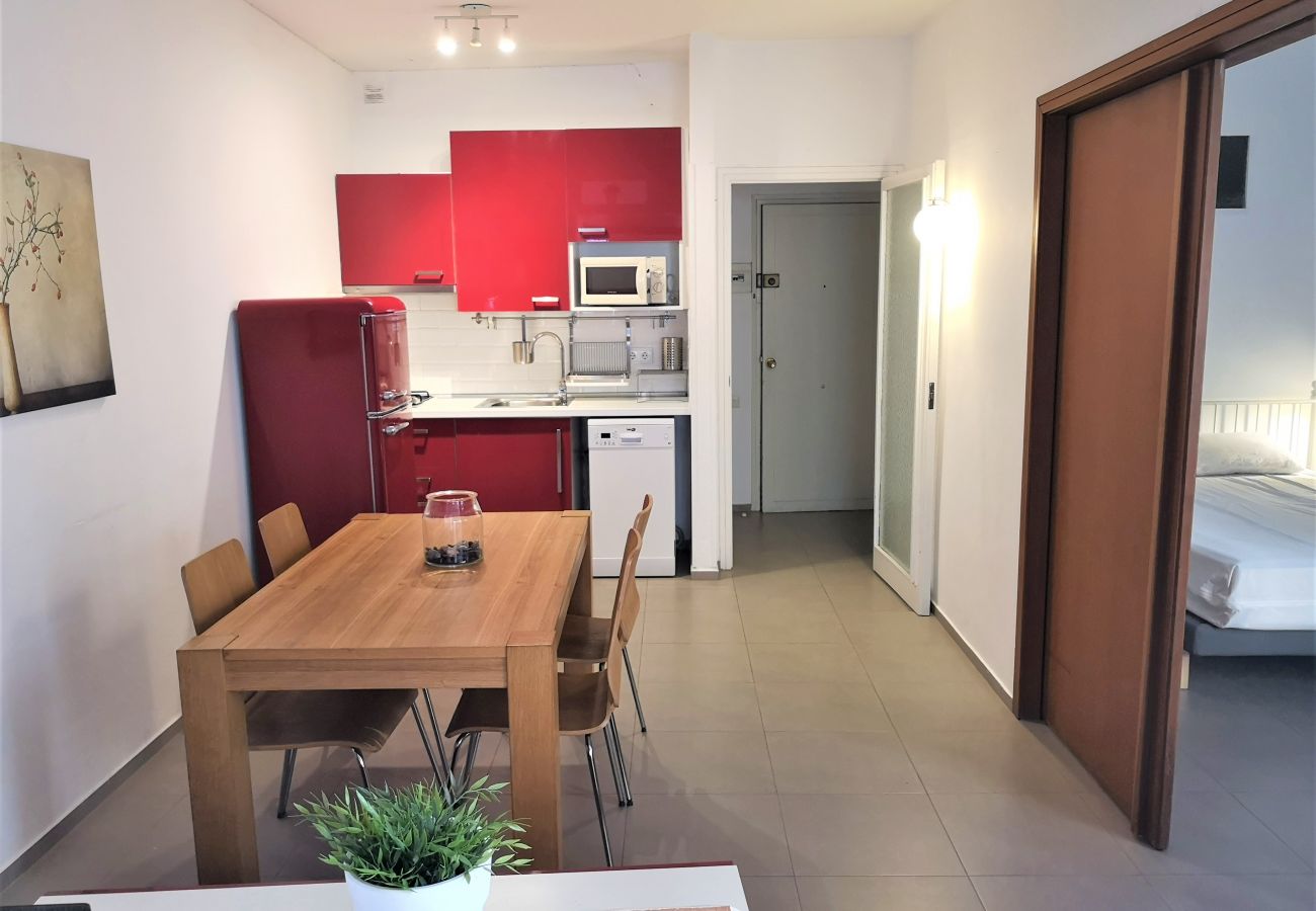 Apartamento en Barcelona - Terraza privada, un dormitorio, TURO PARK