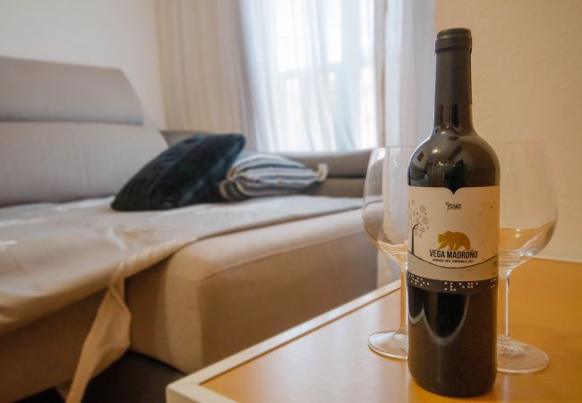 Apartamento en Madrid - M (CMP94) Cómodo y tranquilo apartamento Aeropuert Apartamento en Madrid - M (CMP94) Cómodo y tranquilo apartamento Aeropuert