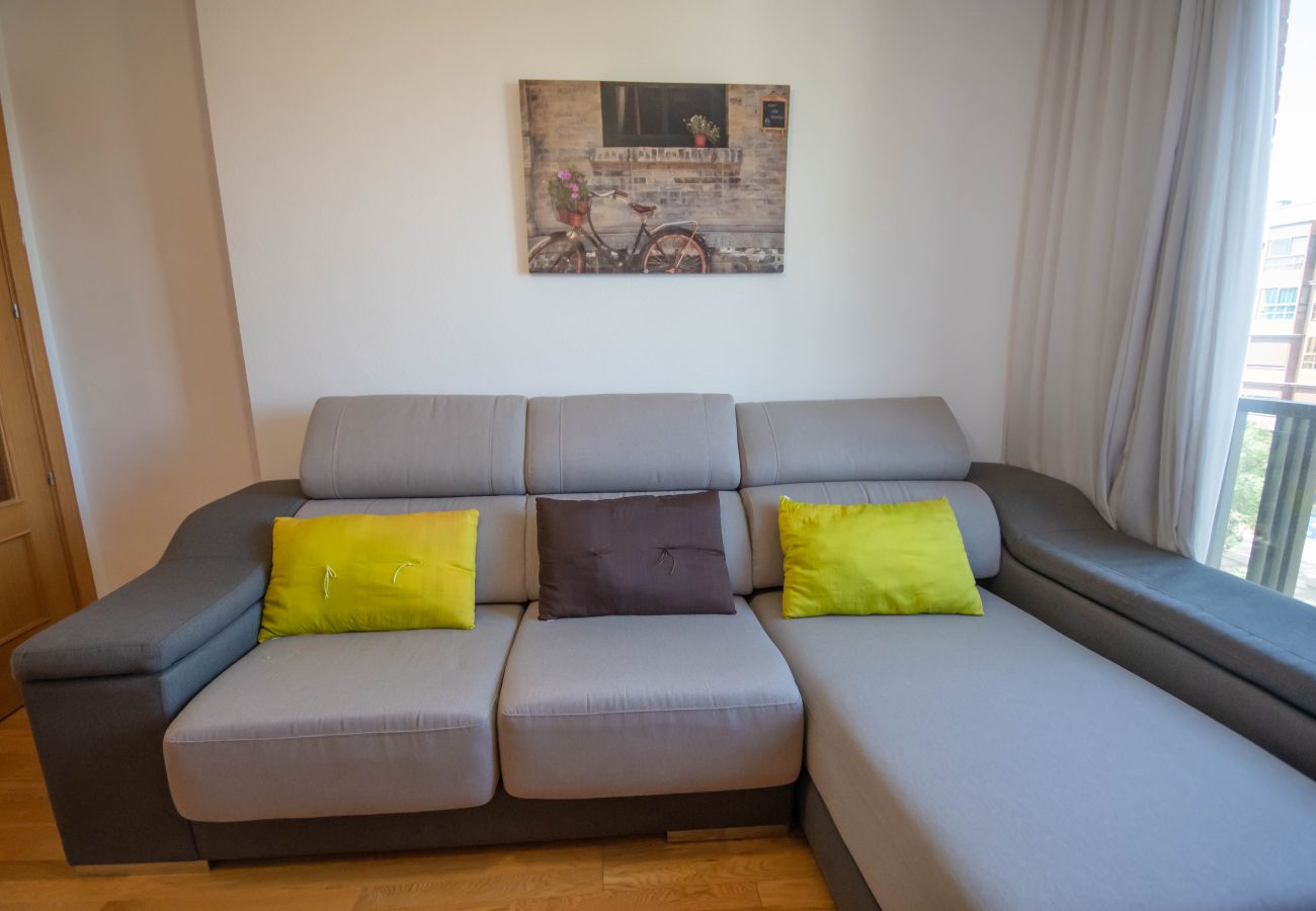 Apartamento en Madrid - Cómodo y tranquilo apartamento Aeropuerto CMP9