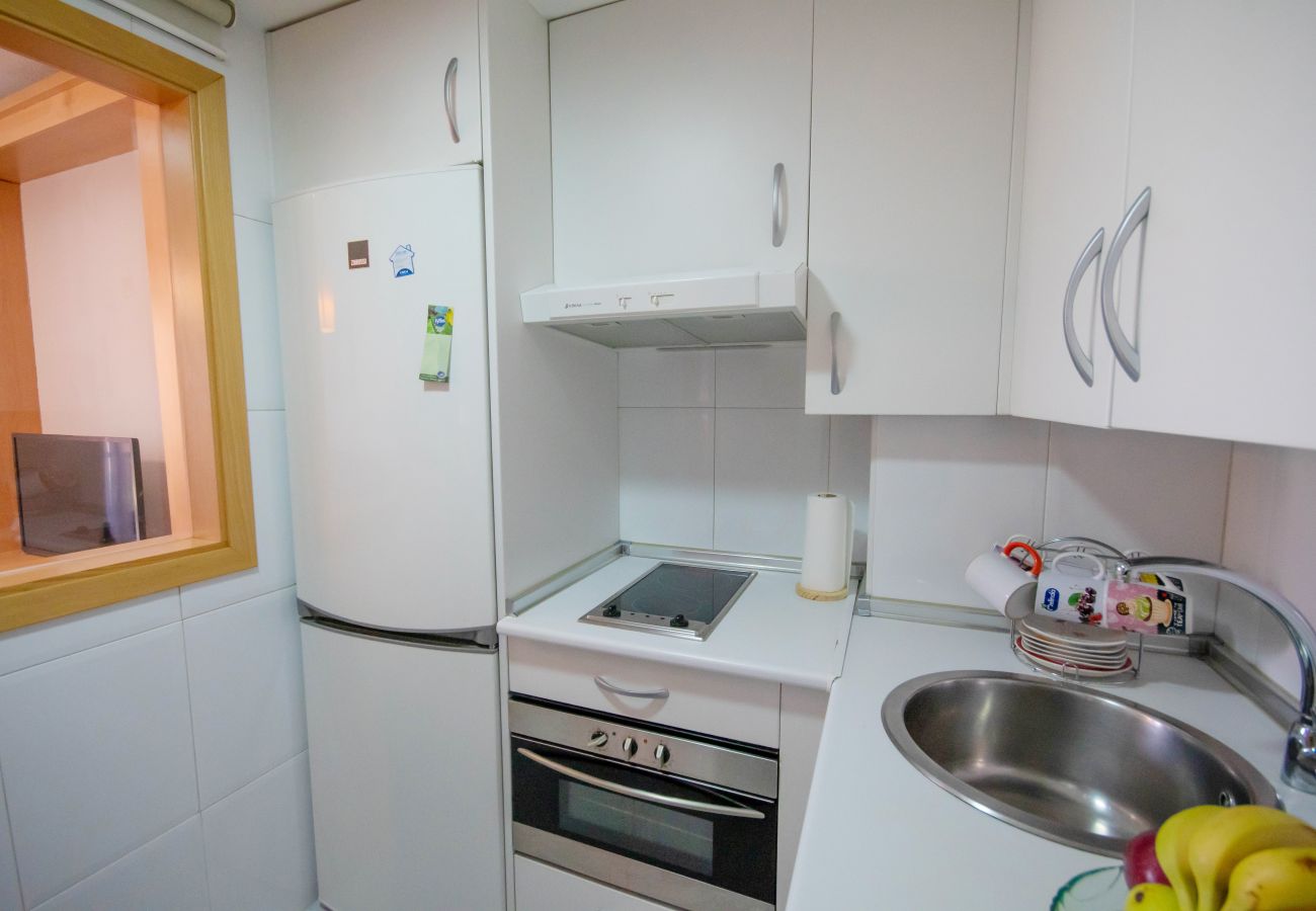 Apartamento en Madrid - Cómodo y tranquilo apartamento Aeropuerto CMP9