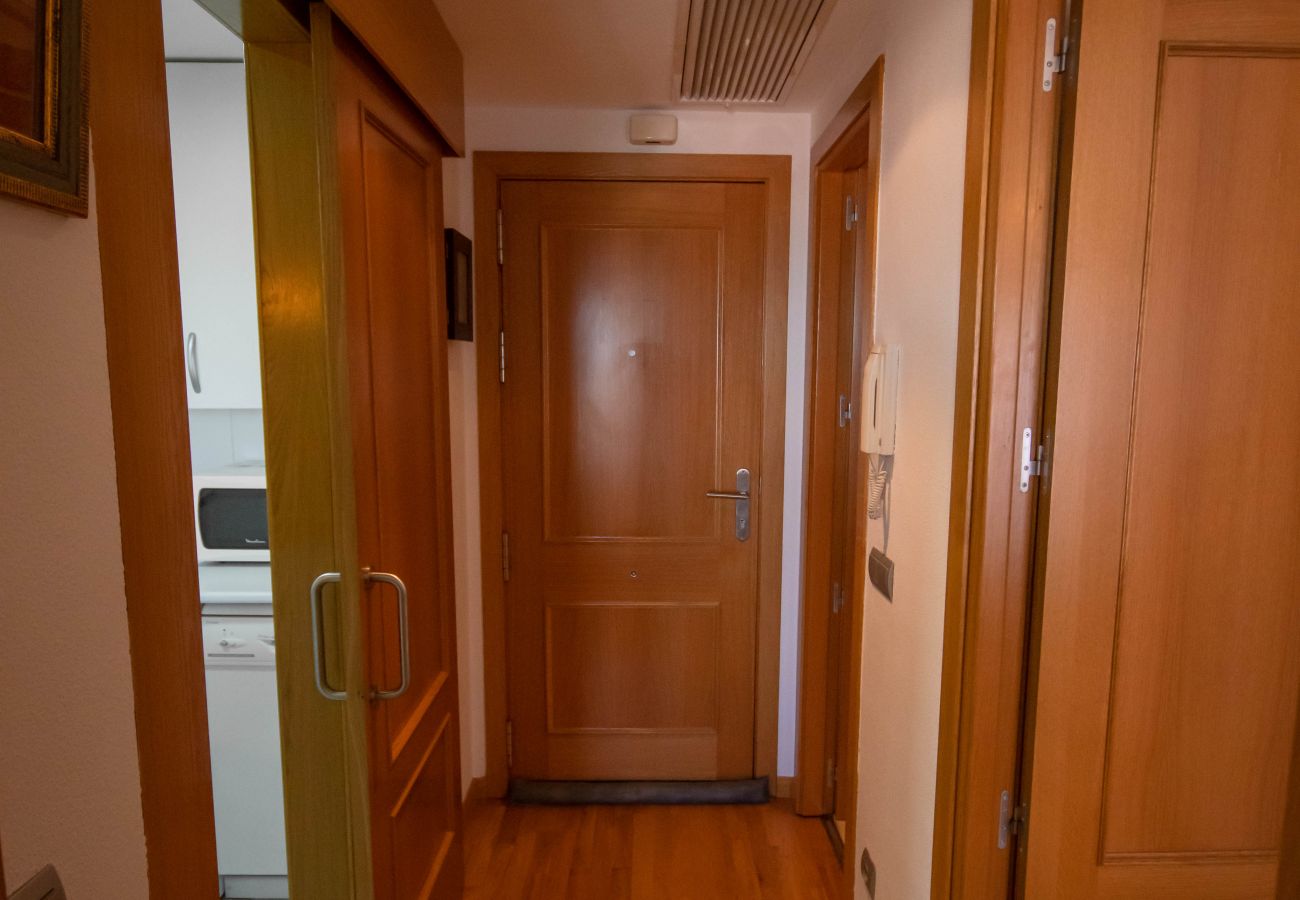 Apartamento en Madrid - Cómodo y tranquilo apartamento Aeropuerto CMP9